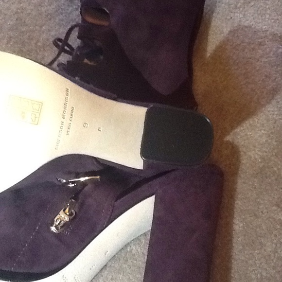 Sigerson Morrison suede peep tie up booties. NWT - Picture 7 of 8